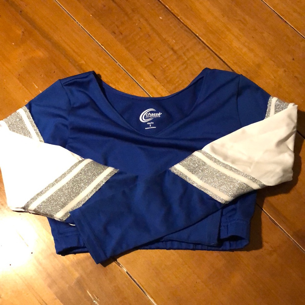 Chasse Blue and White Cheer Top